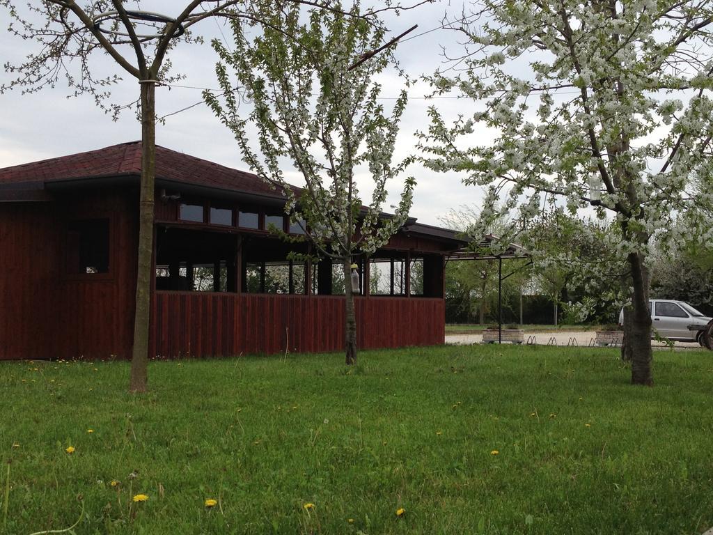 Agriturismo Nonis San Vito al Tagliamento Eksteriør bilde