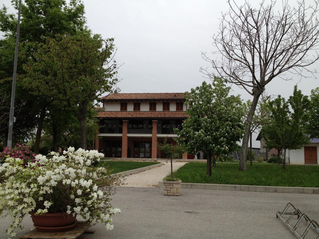 Agriturismo Nonis San Vito al Tagliamento Eksteriør bilde